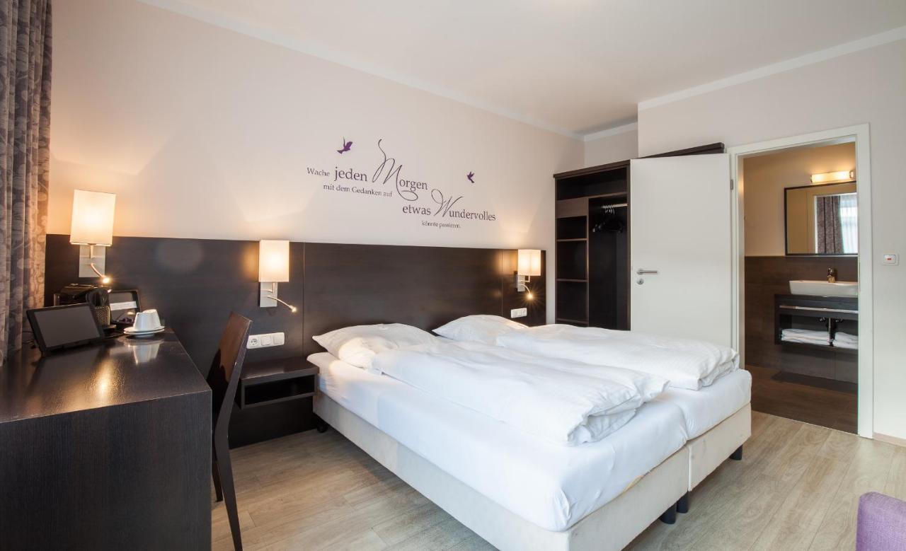 Sleepbeeone Wilhelmshaven Hotel Екстериор снимка