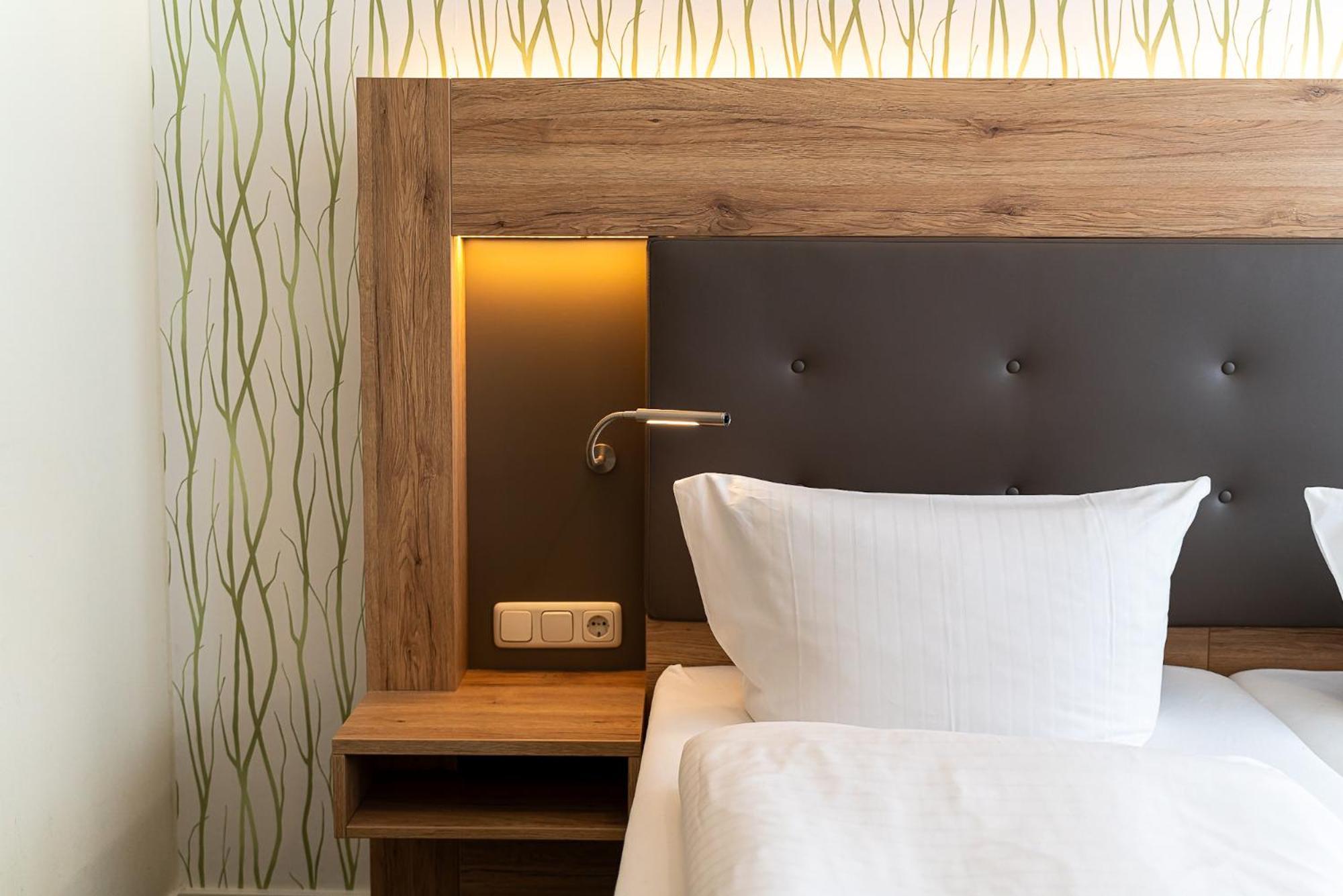 Sleepbeeone Wilhelmshaven Hotel Екстериор снимка