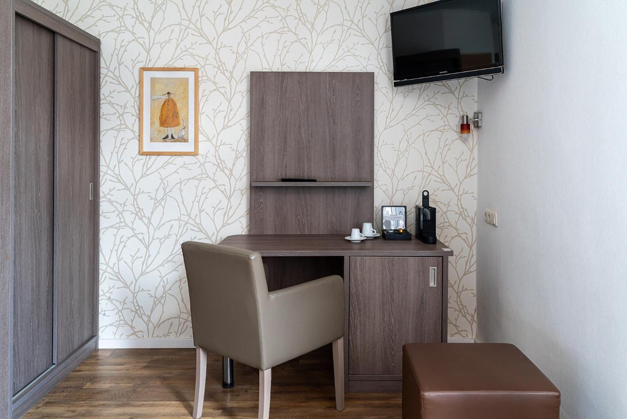Sleepbeeone Wilhelmshaven Hotel Екстериор снимка